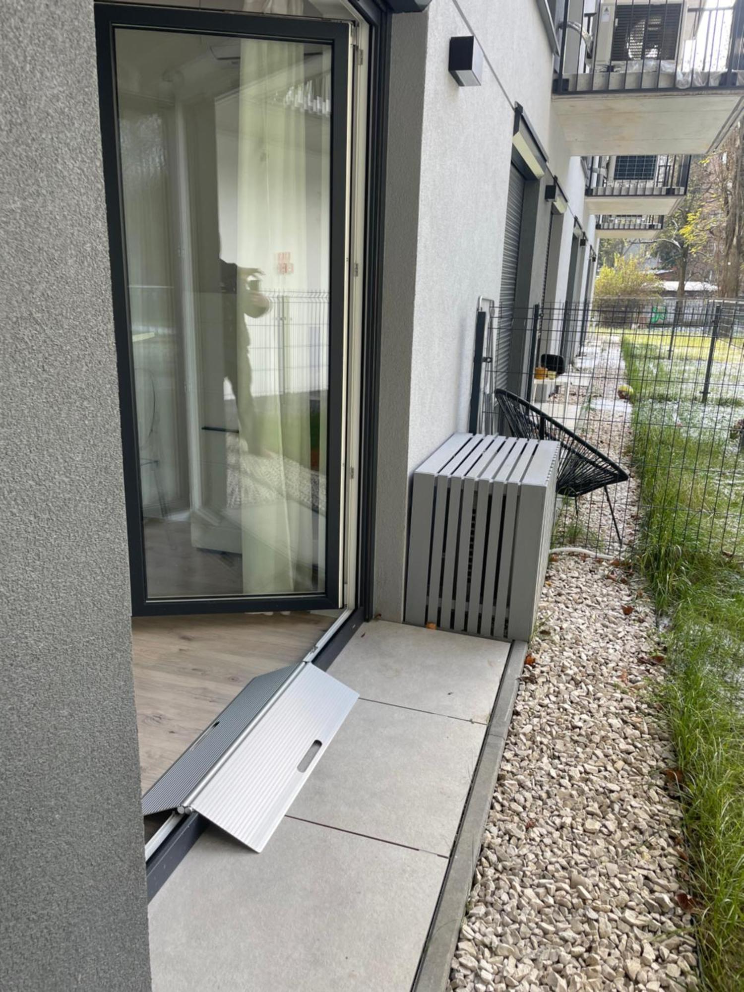 Barrier-free Apartment *